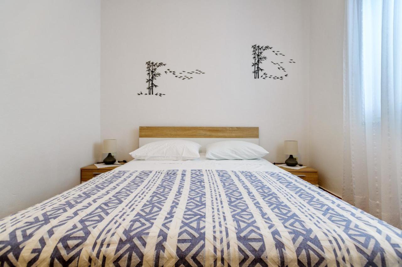 Apartmant Prosika Паг Экстерьер фото
