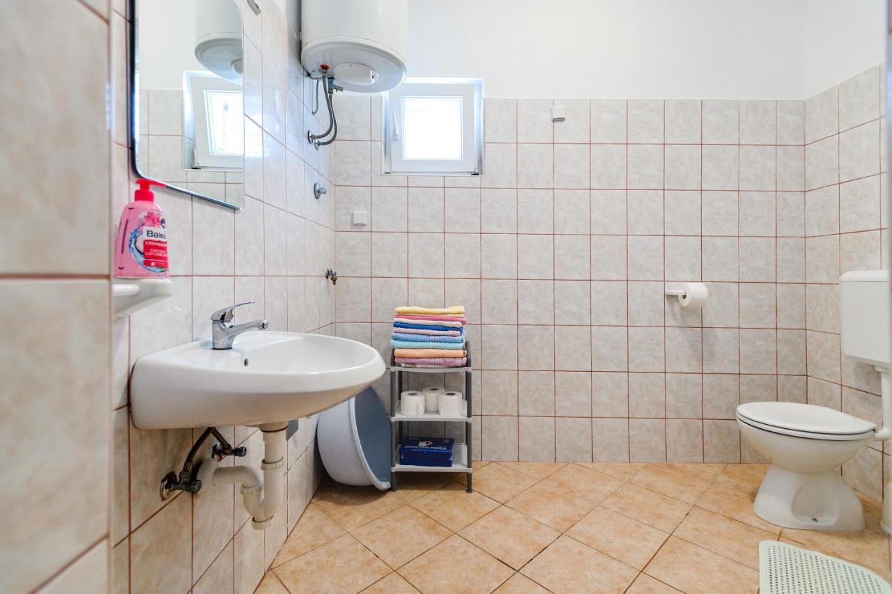 Apartmant Prosika Паг Экстерьер фото