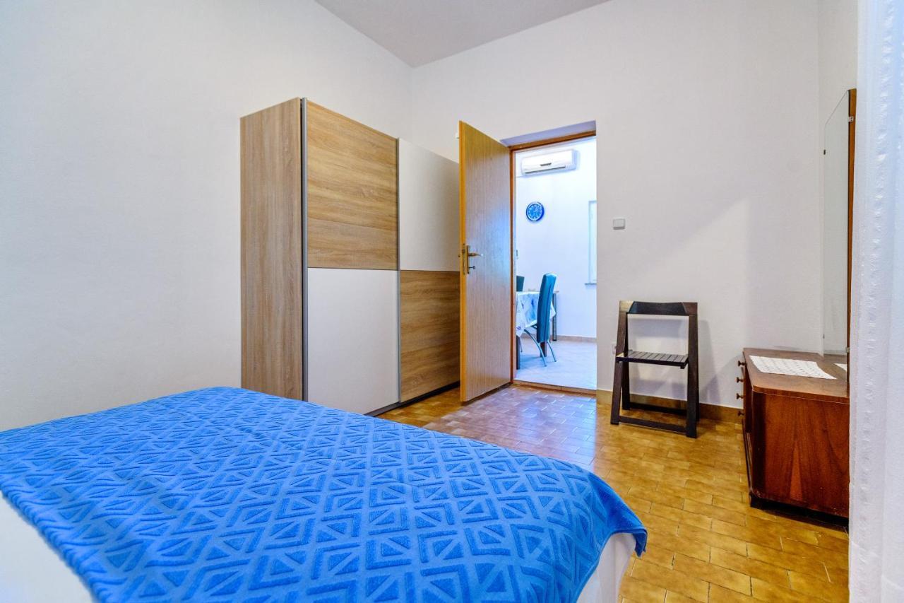 Apartmant Prosika Паг Экстерьер фото