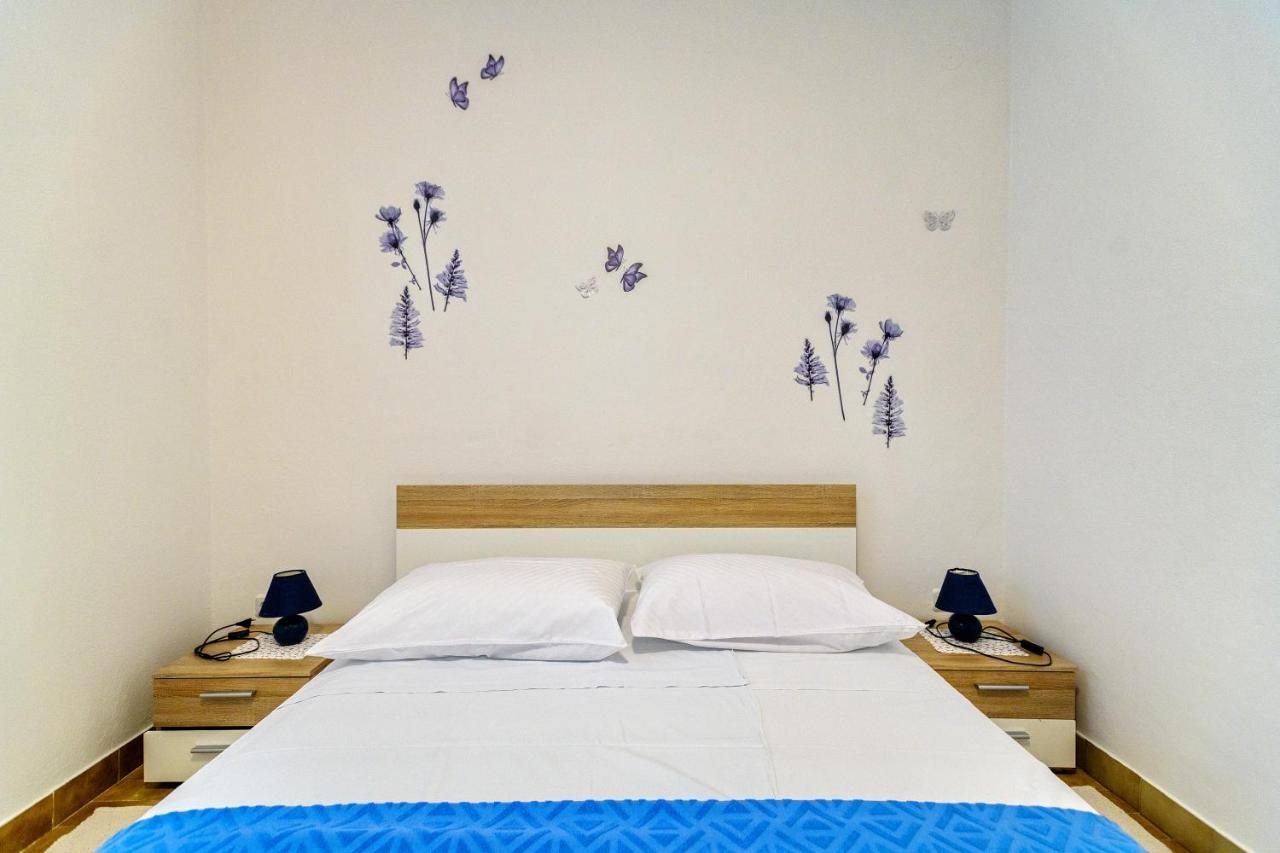 Apartmant Prosika Паг Экстерьер фото