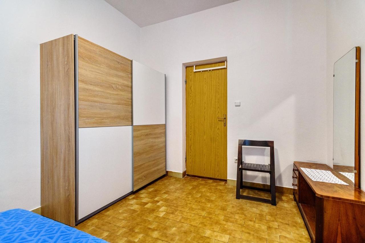Apartmant Prosika Паг Экстерьер фото