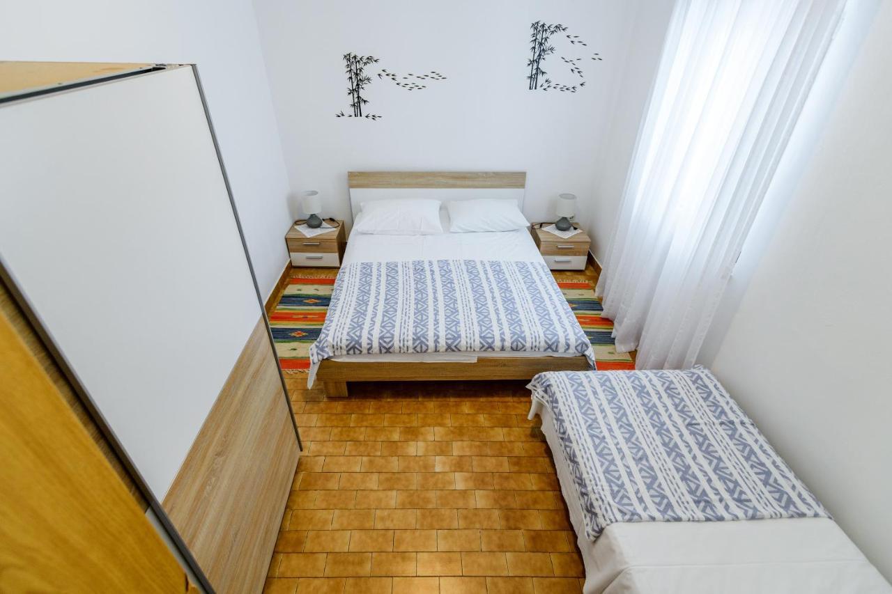 Apartmant Prosika Паг Экстерьер фото